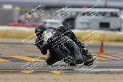 media/Jan-15-2023-SoCal Trackdays (Sun) [[c1237a034a]]/Turn 2 Set 2 (1155am)/